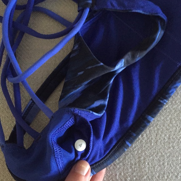 LULU LEMON SPORTS BRA - Picture 3 of 3